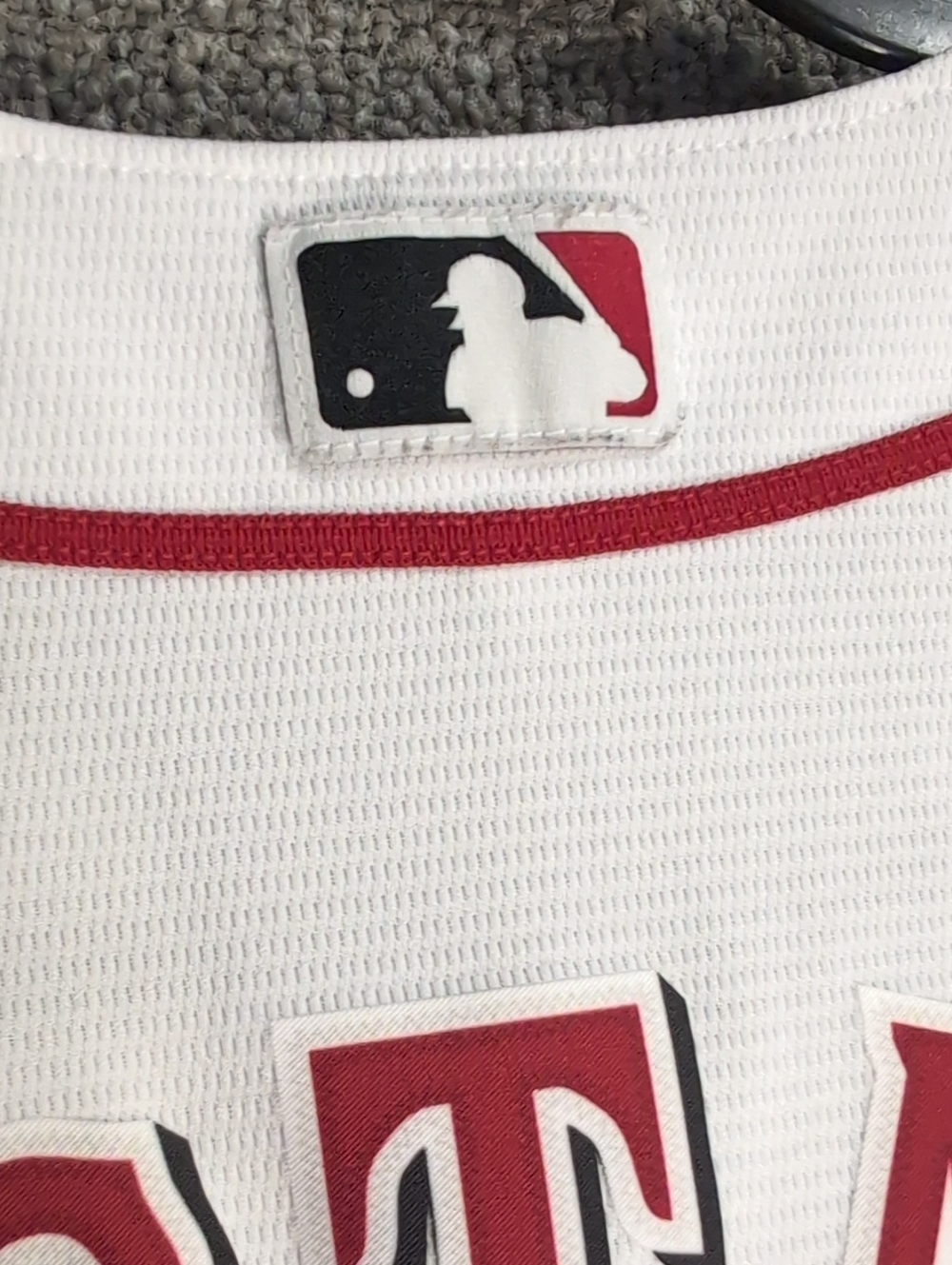 Nike Cincinnati Reds Mike Moustakas #9 MLB Stitched Baseball Jersey Medium White - Picture 6 of 12